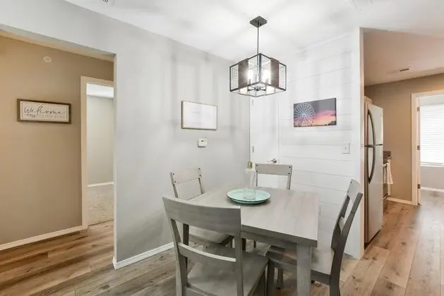 Daire (CityScape - Premier Condo -VIEWS - Up)