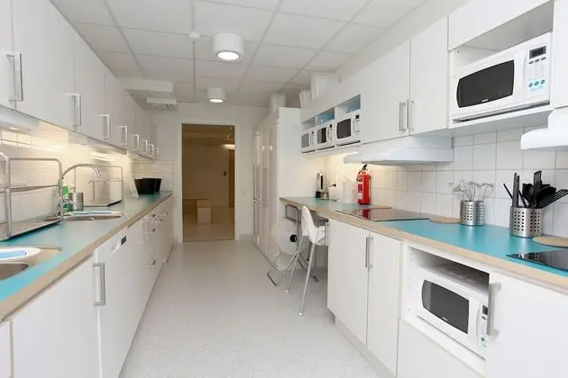 Üç Kişilik Oda, Ortak Banyo (Incl. linen and cleaning)