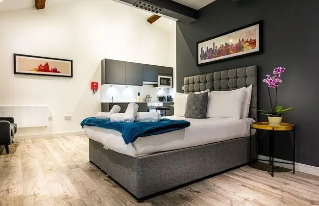 Studio Apartment - Sleeps 2