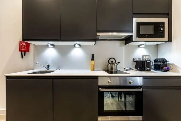 Studio Apartment - Sleeps 2