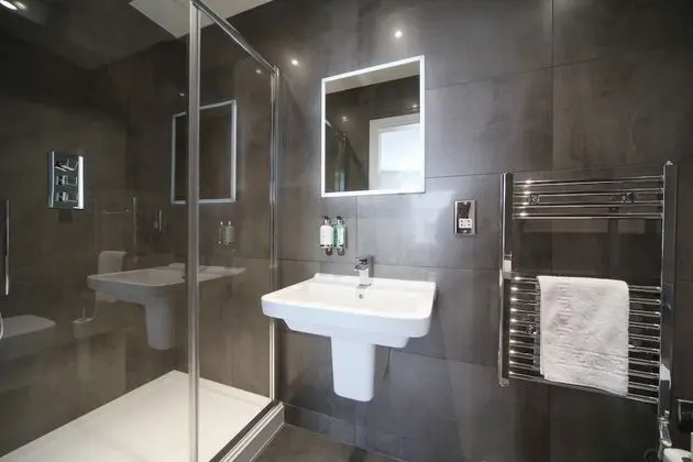 Studio Apartment - Sleeps 2