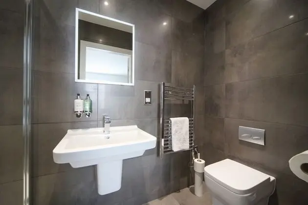Studio Apartment - Sleeps 2