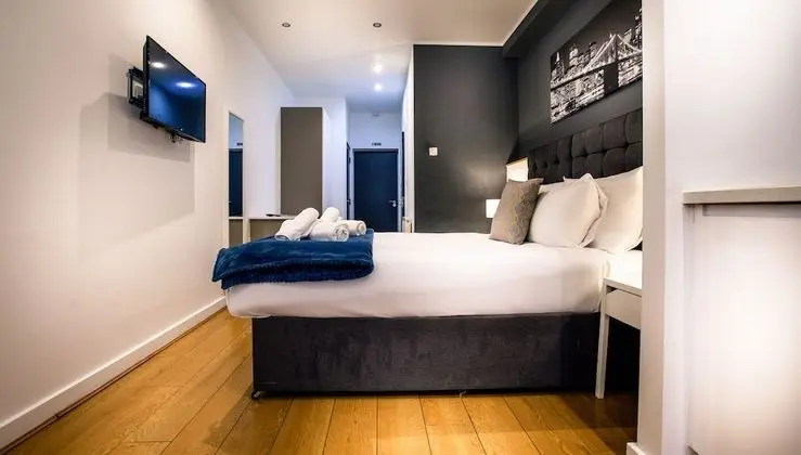 Studio Apartment – Sleeps 2