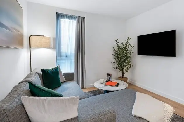 One Bedroom Apartment