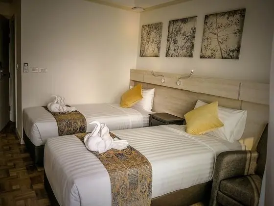 Deluxe Room Higher Floor with Jetted Bathtub