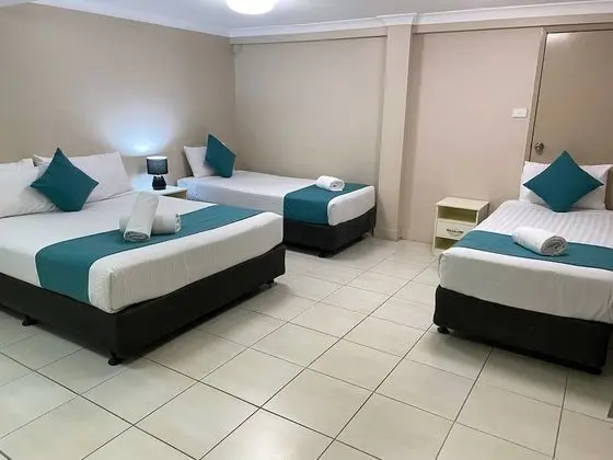 Standard Apart Daire, Birden Çok Yatak Odası, Sigara İçilmez, Mutfak (3 BEDROOM RIVERFRONT)