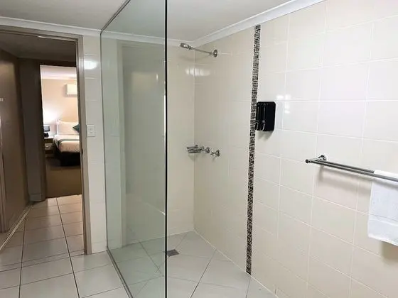 Standard Apart Daire, Birden Çok Yatak Odası, Sigara İçilmez, Mutfak (3 BEDROOM RIVERFRONT)