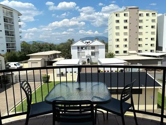 Standard Apart Daire, Birden Çok Yatak Odası, Sigara İçilmez, Mutfak (3Brm PENTHOUSE)