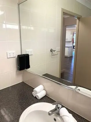Standard Apart Daire, Birden Çok Yatak Odası, Sigara İçilmez, Mutfak (4BRM RIVERFRONT)