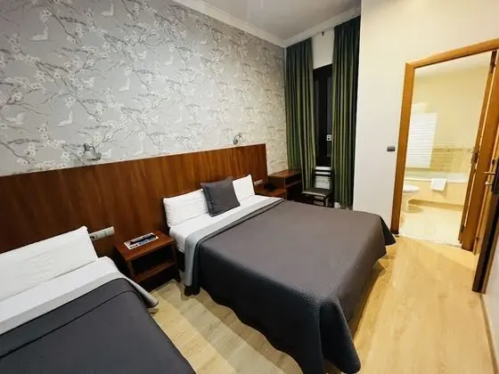 Basic Üç Kişilik Oda