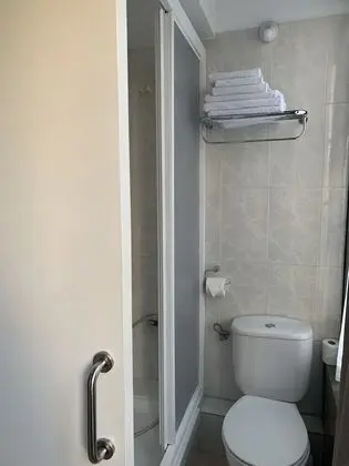 Basic Üç Kişilik Oda