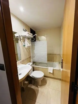 Basic Üç Kişilik Oda