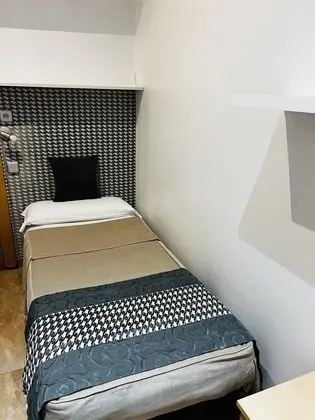 Tek Kişilik Oda (Interior)