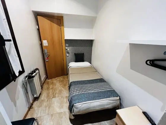Tek Kişilik Oda (Interior)