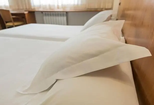 Tek Büyük veya İki Ayrı Yataklı Oda, 2 Tek Kişilik Yatak