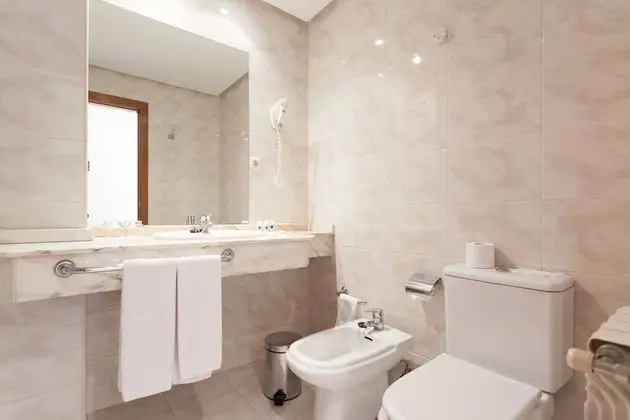 Tek Büyük Yataklı Oda (Extra  bed child)