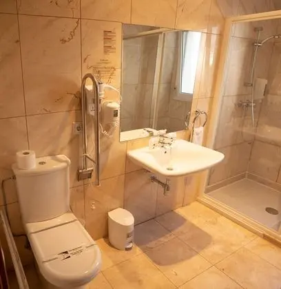 Apart Daire (2 Adults + 1 Kid)