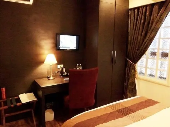 Deluxe Tek Büyük Yataklı Oda