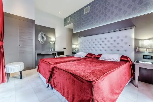 Tek Büyük Yataklı Oda (with extra bed)