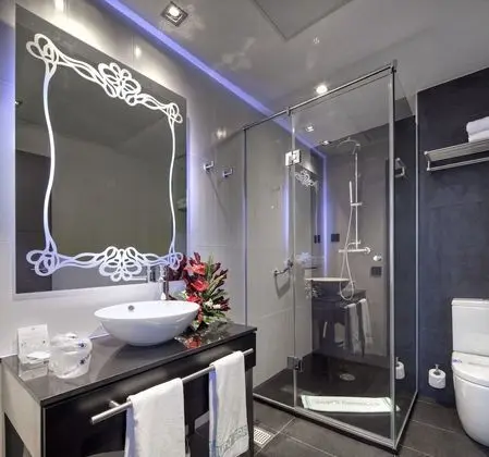 Tek Büyük Yataklı Oda (with extra bed)