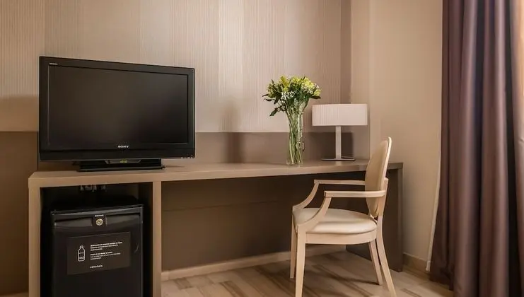 Dört Kişilik Oda (3 adults and 1 child)