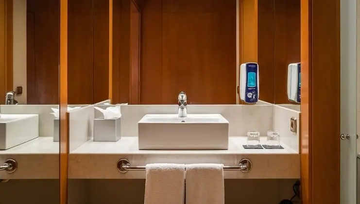 Dört Kişilik Oda (3 adults and 1 child)