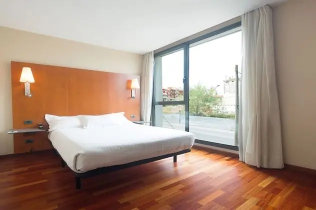 Standard Büyük Yataklı Tek Kişilik Oda