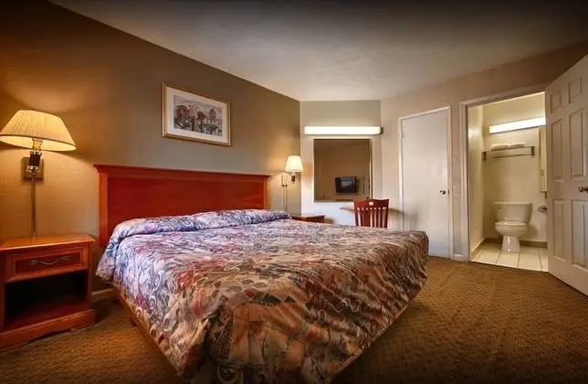 Standard Oda, 1 Büyük (Queen) Boy Yatak