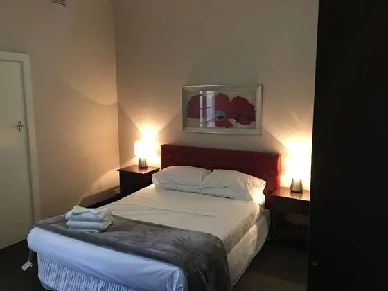 Standard Oda, Sigara İçilmez, Balkon (Queen Room)