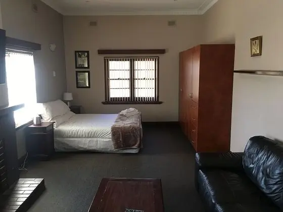 Standard Oda, Sigara İçilmez, Küçük Mutfak (Queen Suite)