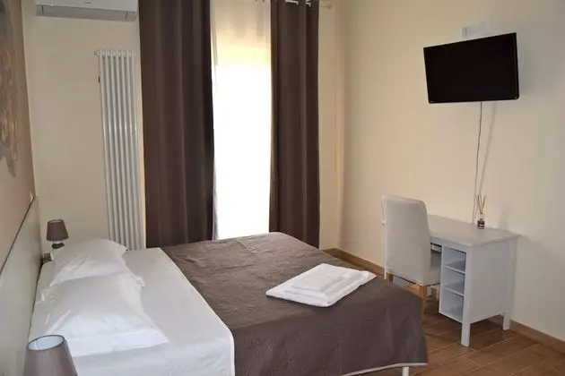 Comfort Tek Büyük veya İki Ayrı Yataklı Oda