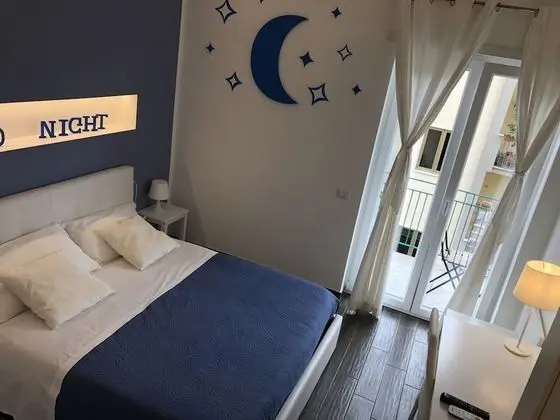 Deluxe Dört Kişilik Oda (Vesuvio view)