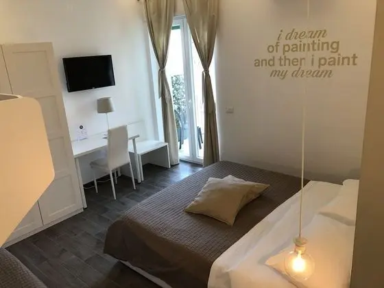 Deluxe Dört Kişilik Oda (Vesuvio view)