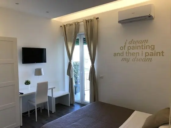Deluxe Dört Kişilik Oda (Vesuvio view)