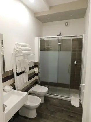 Deluxe Dört Kişilik Oda (Vesuvio view)