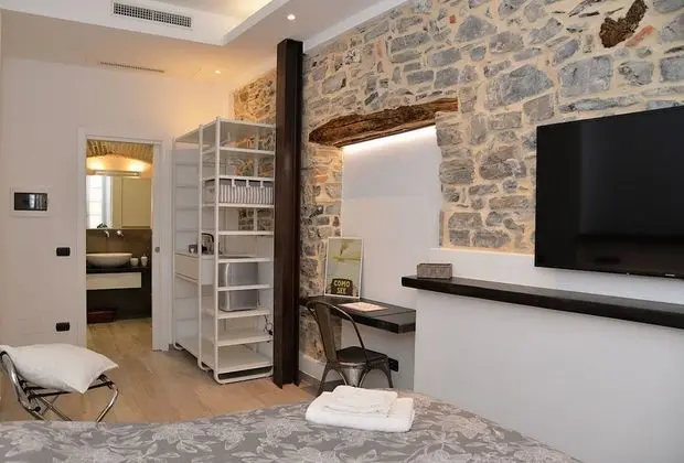 Exclusive Tek Büyük Yataklı Oda