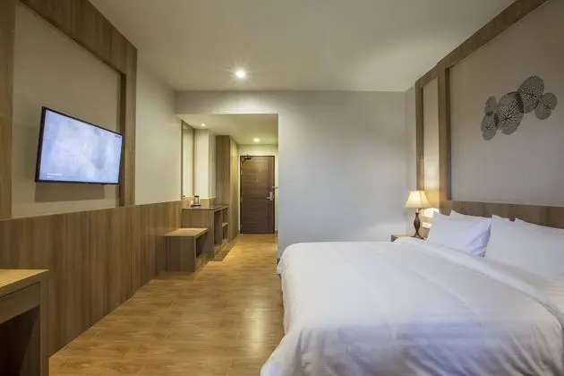 Elder Room King Bed