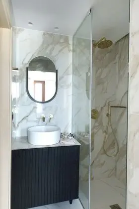Deluxe Tek Büyük Yataklı Oda, Deniz Manzaralı