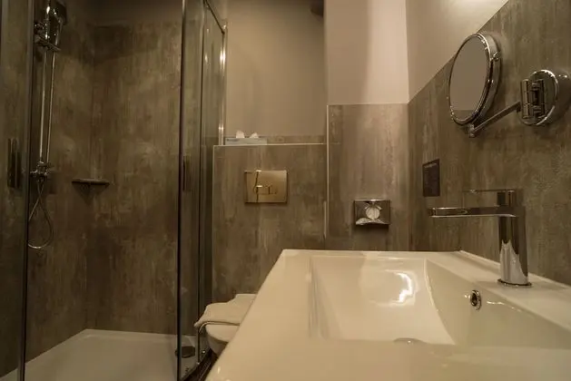 Single Room with Air Conditioner