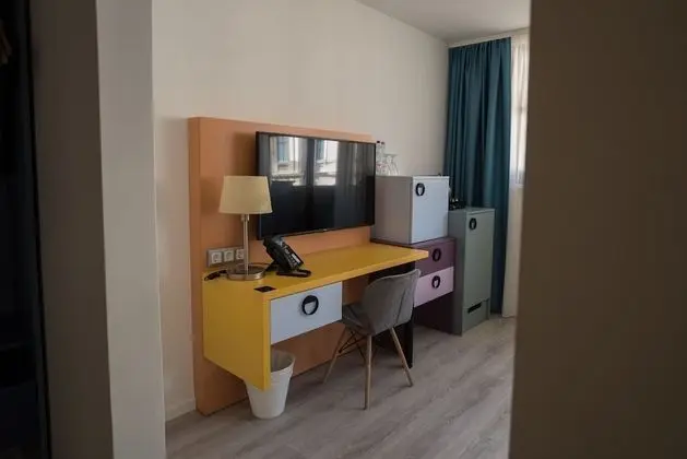 Superior Double Room with Air Conditioner