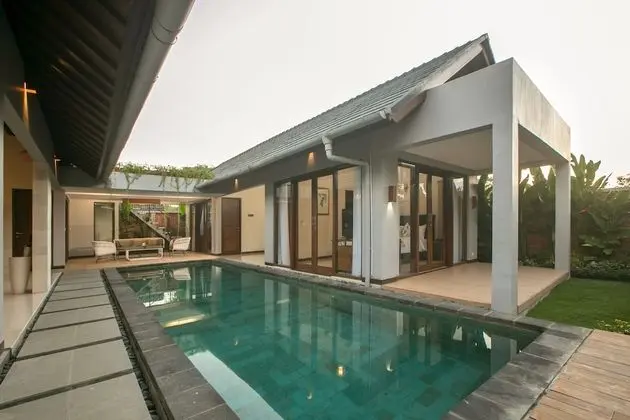 Villa, 2 Yatak Odası, Havuz Manzaralı