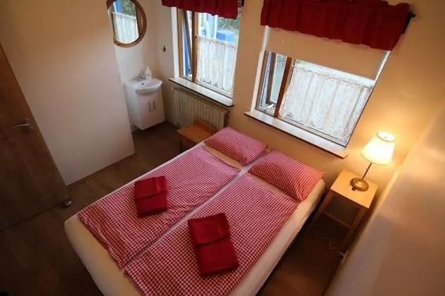 Economy Tek Büyük Yataklı Oda, Ortak Banyo