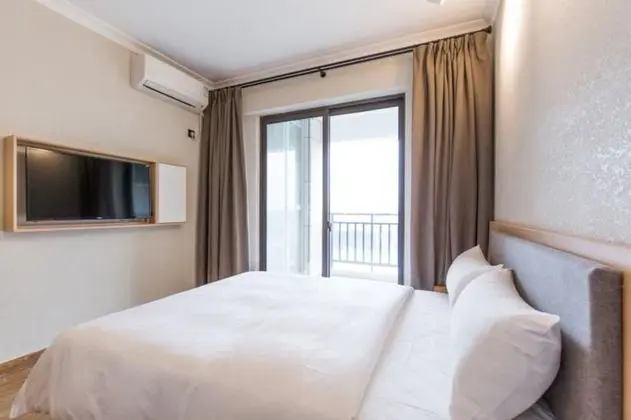 Basic Apart Daire, Balkon