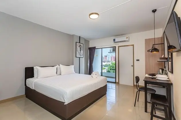 Deluxe Tek Büyük Yataklı Oda