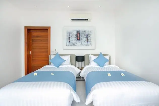 Deluxe Villa