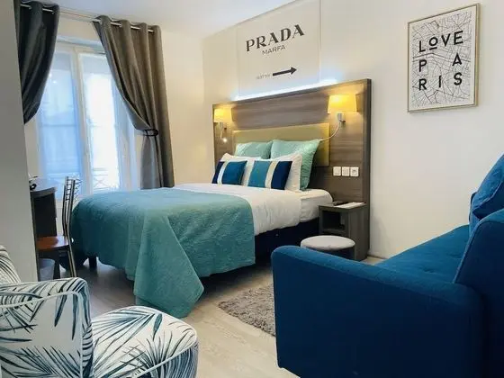 Comfort Tek Büyük Yataklı Oda