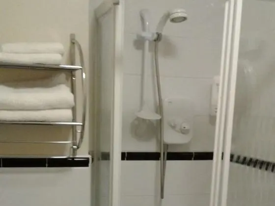 Classic Tek Büyük Yataklı Oda, Banyolu/Duşlu