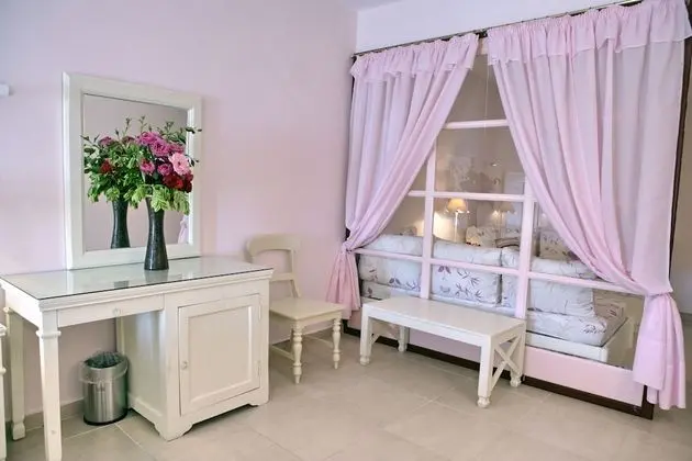 Standard Üç Kişilik Oda