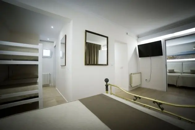 Dört Kişilik Oda (2 + 2)