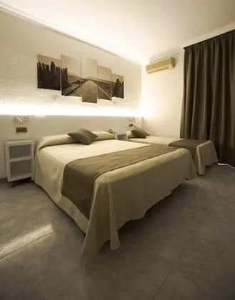 Üç Kişilik Oda (2 adults + 1 child)